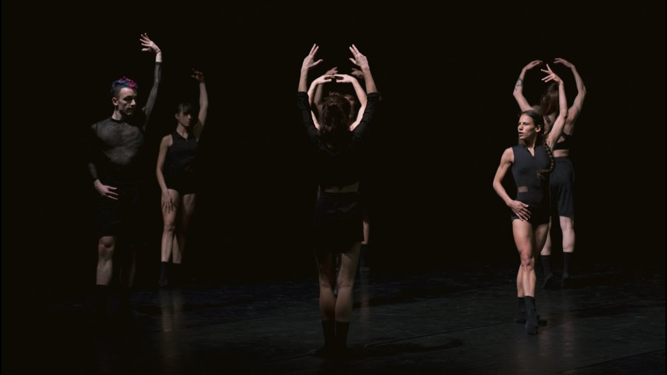 Danse. Amala Dianor danse avec l'inconscient du corps | L'Humanité